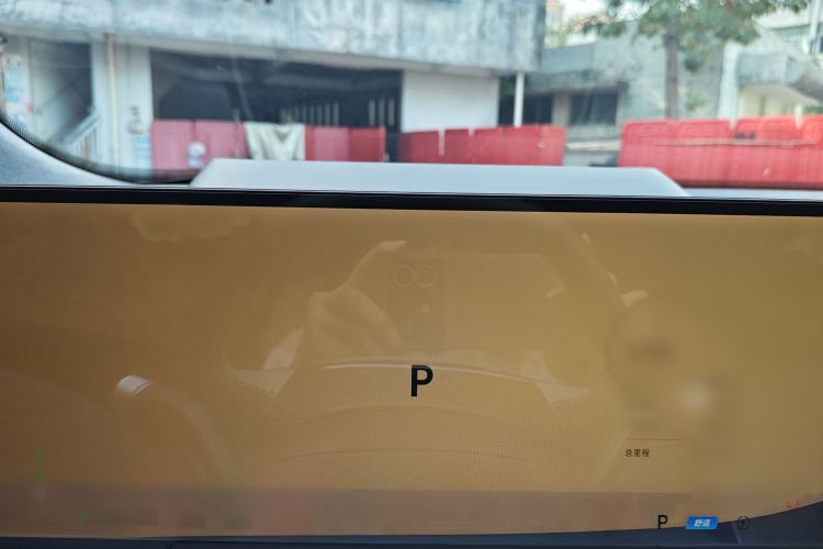 Used Geely Galaxy E8 2024 550 km Range Rear-Drive MAX
