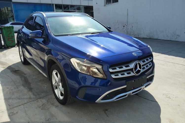 Used Mercedes-Benz GLA 2019 GLA 200 Dynamic Edition Front Right 45 Deg