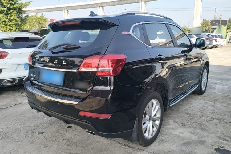 Used Haval H2 2016 Red-Label 1.5T Manual Two-Wheel Drive Luxury Model Rear Right 45 Deg