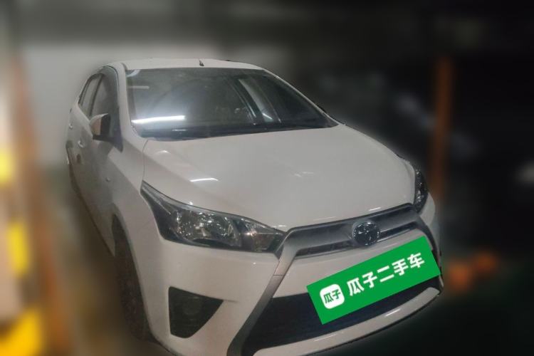 Used Toyota YARiS L Zhi Xuan 2015 1.5E Automatic Charm Edition Front Right 45 Deg
