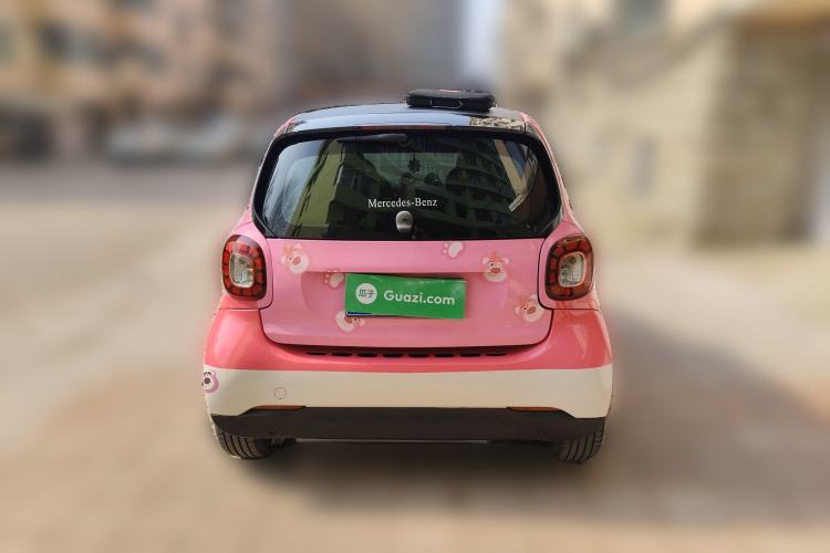 Used smart fortwo 2015 1.0L 52 kW hardtop Dynamic version