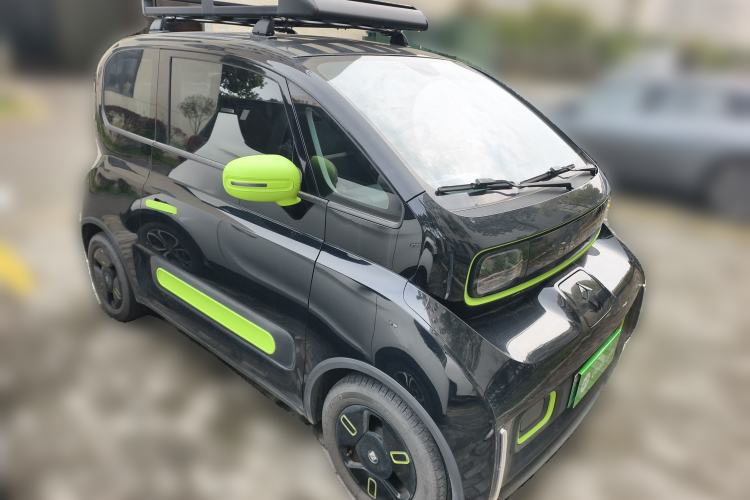 Used Baojun KiWi EV 2021 Artist Model Ternary Lithium Front Right 45 Deg