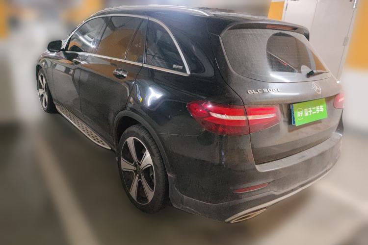 Used Mercedes-Benz GLC 2019 GLC 300 L 4MATIC Dynamic Model Rear Left 45 Deg