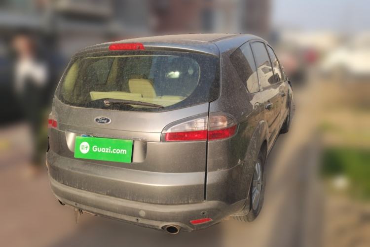 Used Ford S-MAX 2008 2.3L 7-Seater Luxury Version
