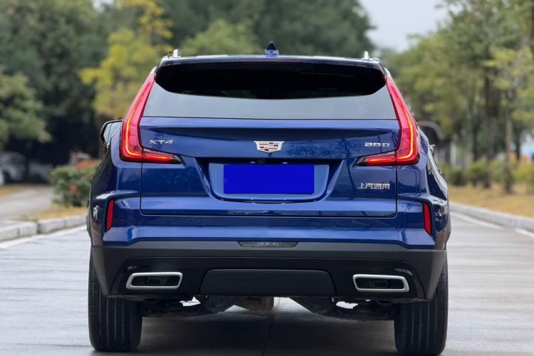 Used Cadillac XT4 2024 28T Two-Wheel-Drive Luxury Version