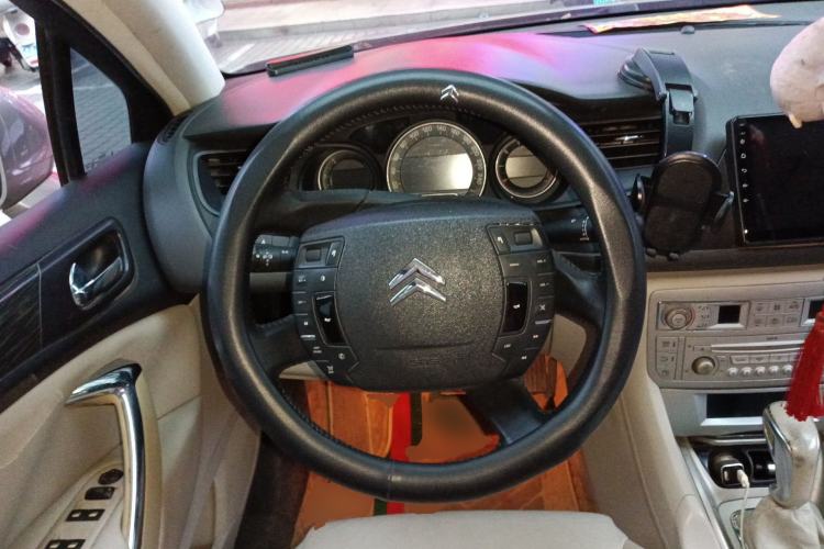 Used Citroen C5 2012 2.0L Automatic Luxury Edition Steering Wheel