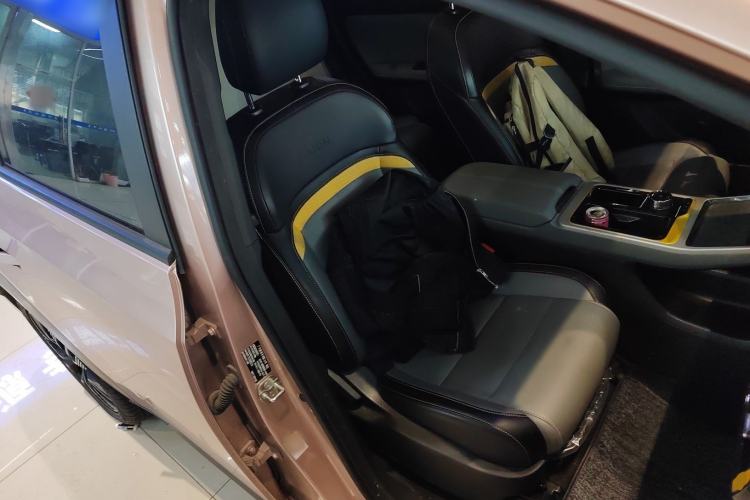 Used AION Y 2022 70 Tech Edition Lithium Iron Phosphate Right Front Seat