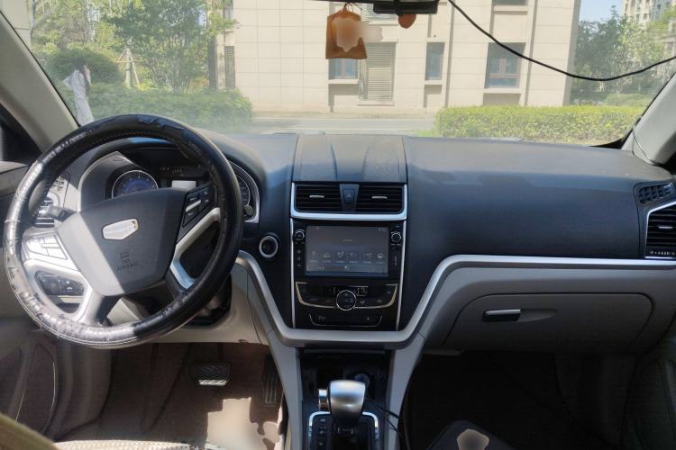 Used Geely Auto Emgrand 2014 Sedan 1.3T CVT Prestige Model
