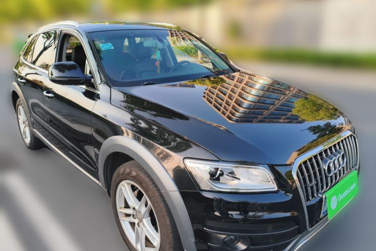 Used Audi Q5 2017 Plus 40 TFSI Technology Model