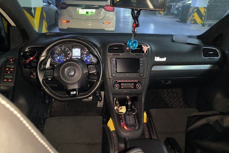 Used Volkswagen Golf 2011 2.0 TSI R