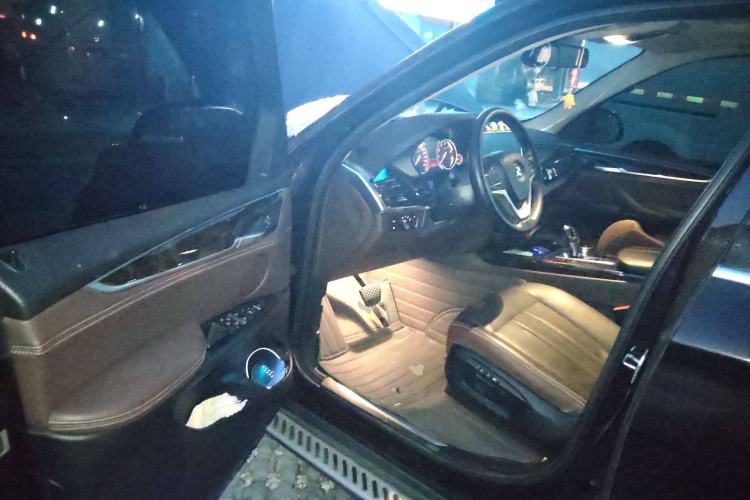 Used BMW X5 2018 xDrive28i
