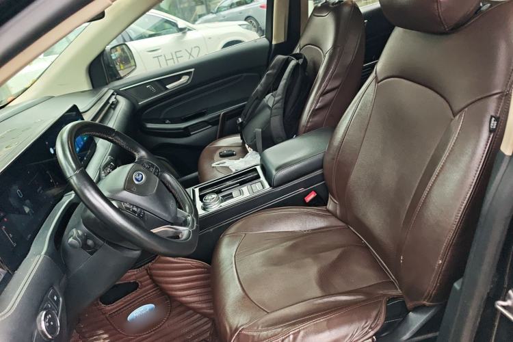 Used Ford Edge 2021 PLUS EcoBoost 245 Two-Wheel-Drive Platinum Edition 5 Seats Left Front Seat