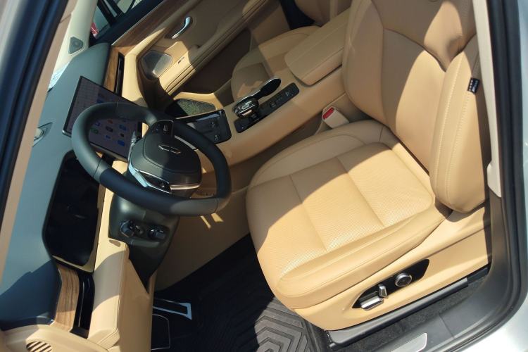 Used Hima AITO M5 2023 Extended-Range Rear-Drive Intelligent Driving Version Left Front Seat