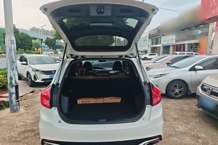 Used Honda Jade 2017 210 TURBO CVT Luxury Edition 5 Seats
