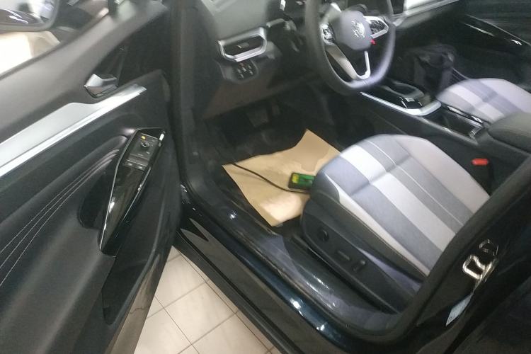 Used Volkswagen ID.4 CROZZ 2025 Pure Edition