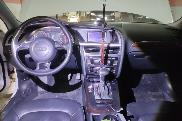 Used Audi A4L 2013 35 TFSI Automatic Comfort Model