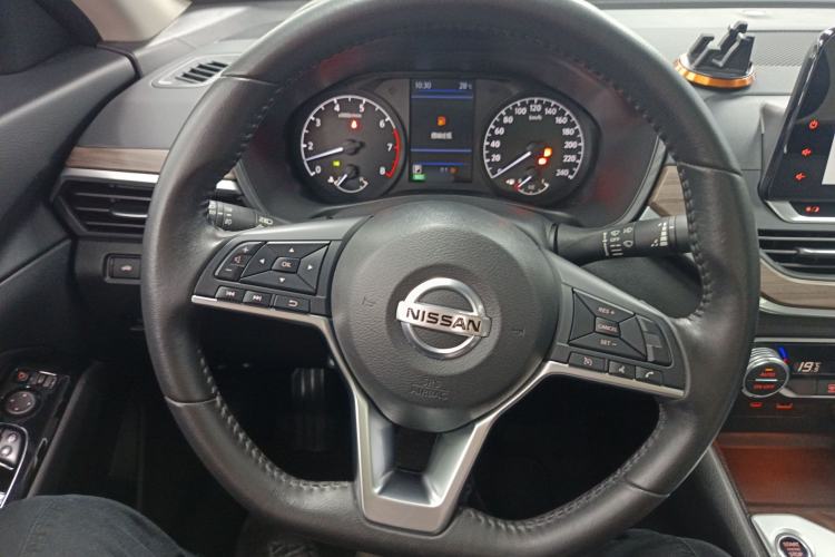Used Nissan Teana 2021 2.0L XL Comfort Edition Steering Wheel