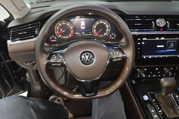 Used Volkswagen Phideon 2021 380TSI Prestige Edition