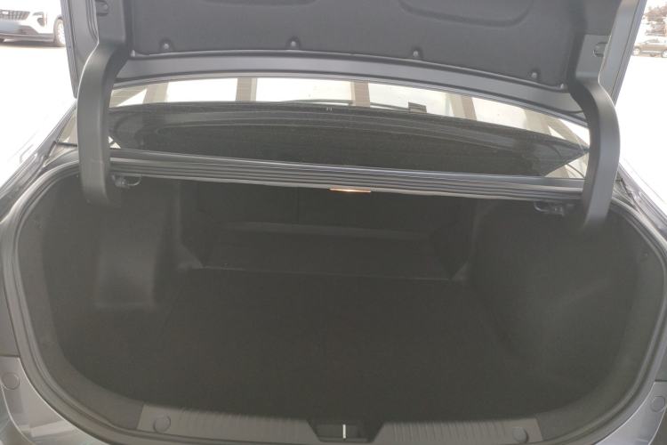 Used GAC Trumpchi GA6 2022 270T Automatic Luxury Edition Trunk