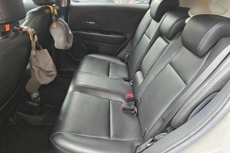 Used Honda Vezel 2020 1.5L CVT Pioneer Edition
