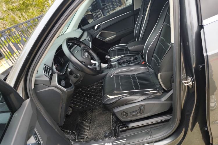 Used Audi Q3 2021 35 TFSI Fashion Dynamic Model