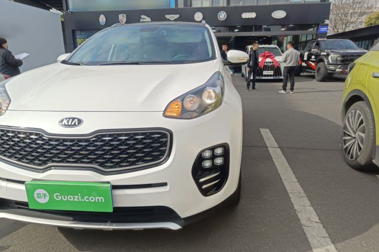 Used Kia KX5 2016 1.6T Automatic Two-Wheel Drive DLX
