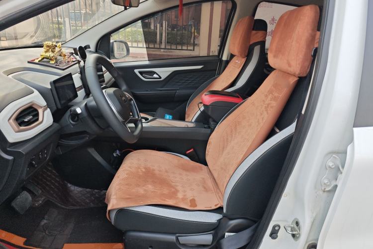 Used JAC Yiwei E10X 2024 Charming Edition 301km Lite