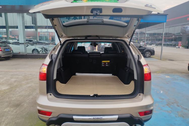 Used BYD S6 2014 2.4L Automatic Prestige 7-Seater