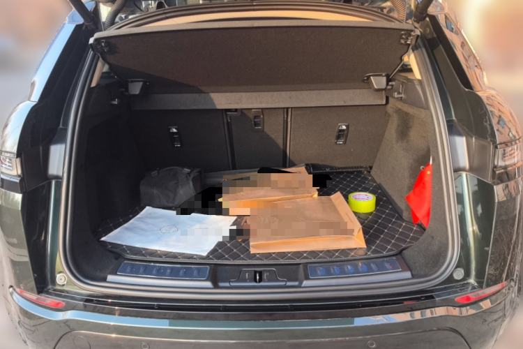 Used Land Rover Range Evoque 2022 Facelifted Aurora L 249 PS R-Dynamic Luxury Edition Trunk