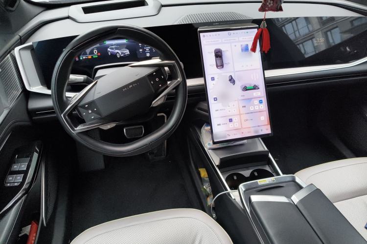 Used HiPhi Y 2023 560 km Pioneer Edition