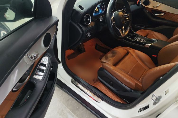 Used Mercedes-Benz GLC Coupe 2020 GLC 260 4MATIC Coupe SUV
