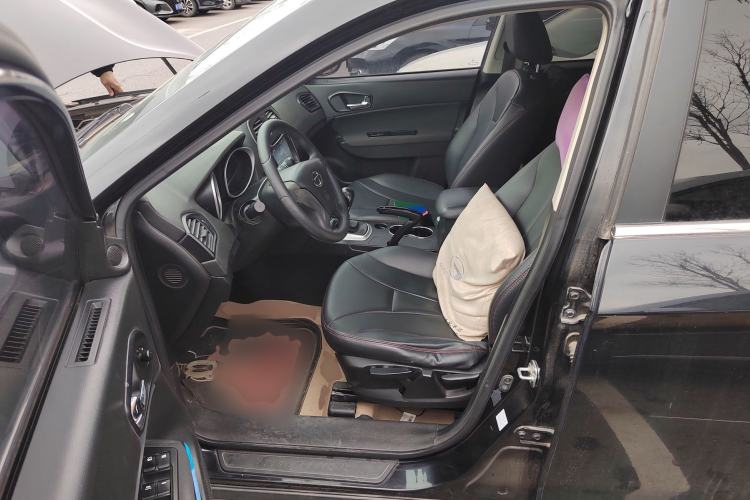 Used GAC Trumpchi GS5 2012 2.0L Manual Two-Wheel Drive Comfort Edition
