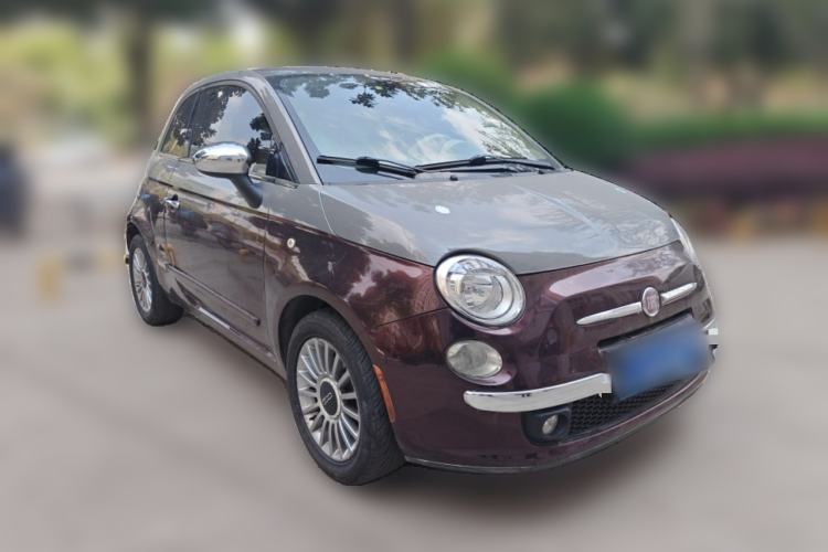 Used Fiat 500 2011 1.4L Deluxe Edition Front Right 45 Deg