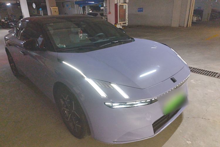 Used Lynk & Co Z10 2025 95 kWh 766 km Range Rear-Wheel Drive Max