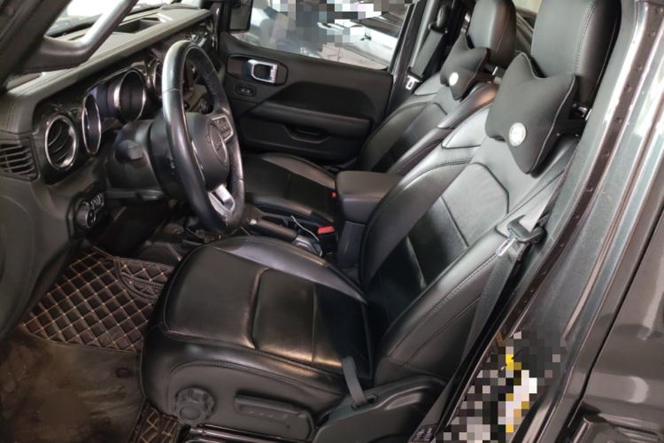 Used Jeep Wrangler 2022 2.0T High Altitude Four-Door Edition Left Front Seat