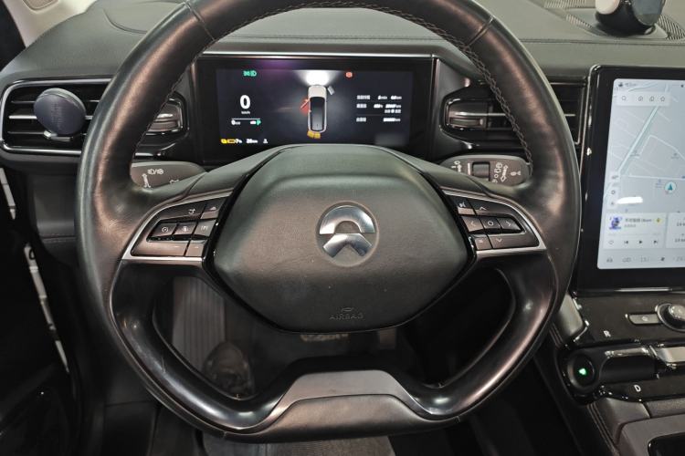 Used Nio ES8 2018 355 km Base Version 7-Seater Edition