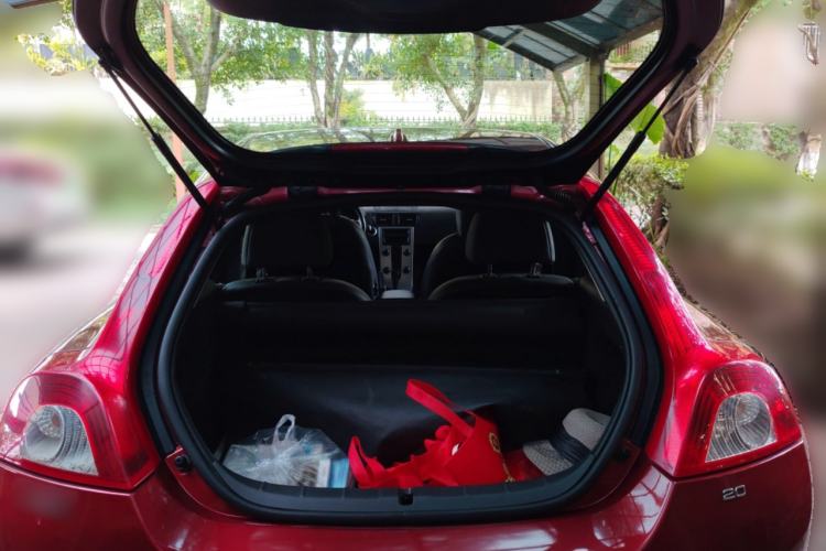 Used Volvo C30 2010 2.0 ZhiShang Version
