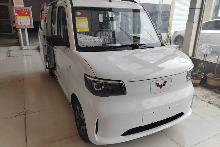 Used Wuling Zhiguang New Energy 2025 Model 305km Ambitious Edition