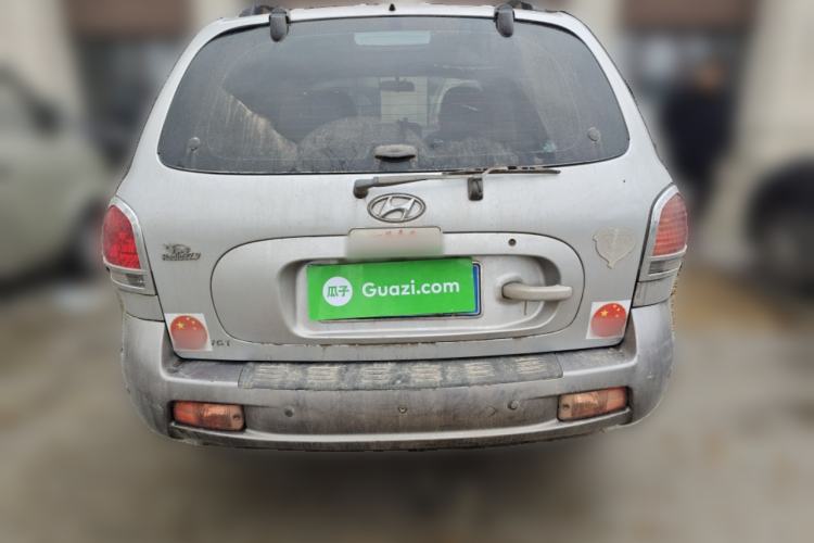 Used Huatai Santa Fe Classic 2009 2.0T Diesel Manual Two-Wheel Drive Comfort Version Rear