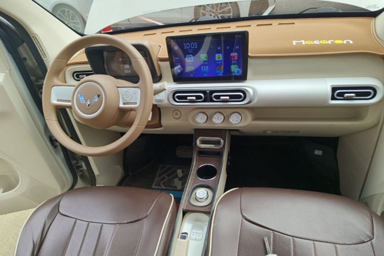 Used Wuling Hongguang MINIEV 2024 3rd Generation 215km Youth Edition Center Console