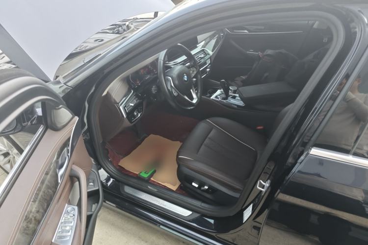 Used BMW 5 Series 2021 525Li Luxury Package Driver Seat