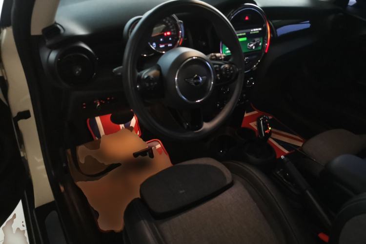 Used MINI 2019 1.5T COOPER Classic Edition Center Console