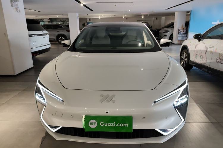 Used IM L7 2022 Dynamic Model Front