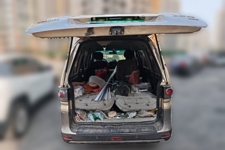 Used FORTHING Lingzhi 2016 M3 1.6L 7-Seater Standard Model China V Emission Standard Trunk