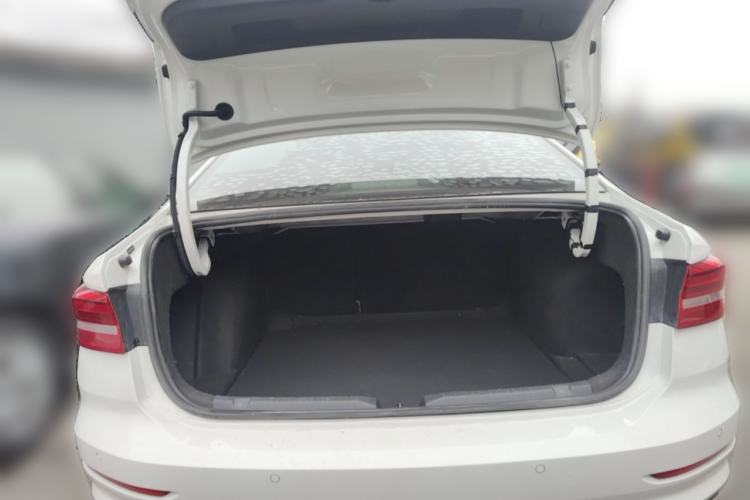 Used Volkswagen Lavida 2019 1.5L Automatic Fashion Edition China VI Trunk