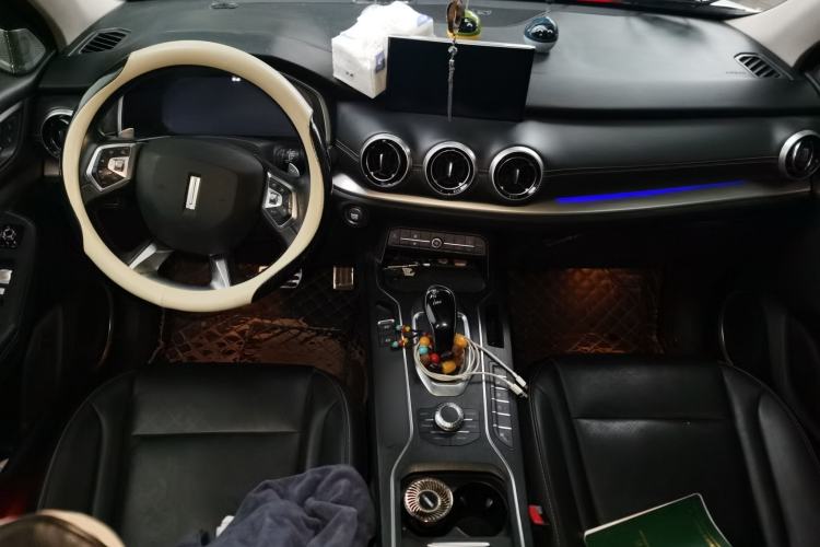 Used Wey VV6 2019 2.0T Two-Wheel-Drive Ultra-Luxury Version China VI Standard Center Console