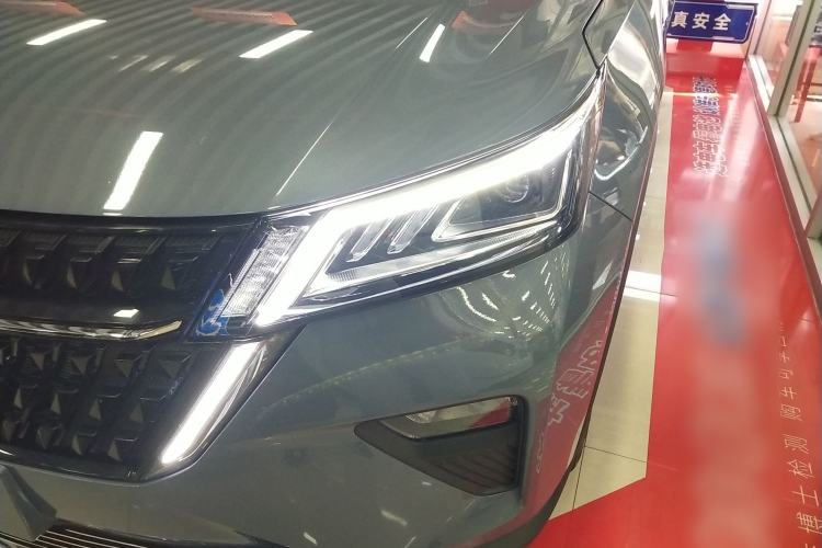 Used Wuling Asta 2022 2.0L DHT Electric-Speed Version Left Front Headlight