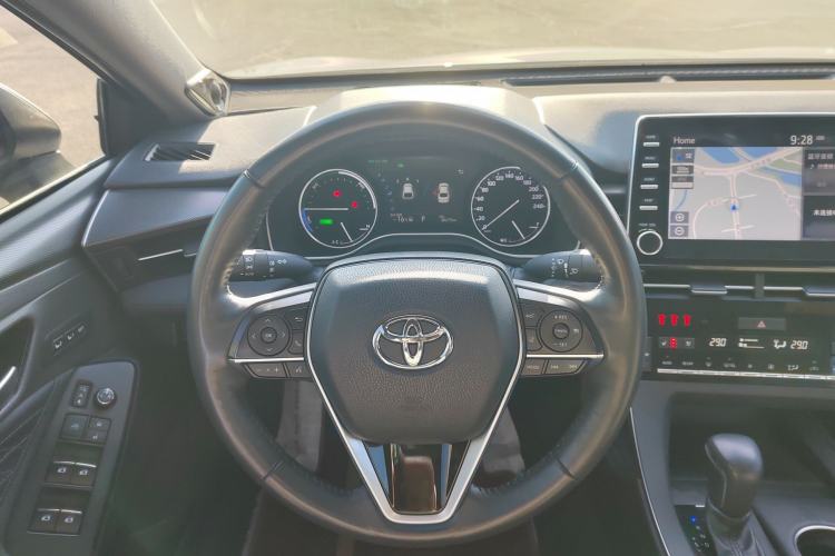 Used Toyota Avalon 2019 Dual-Engine 2.5L Limited Flagship Edition China VI Standard