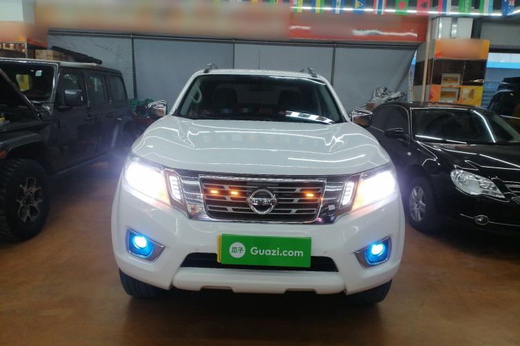 Used Nissan Navara 2017 2.5L Automatic 2WD Luxury Edition QR25