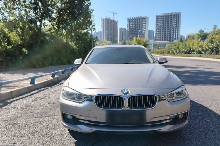 Used BMW 3 Series 2016 320Li Luxury Design Package
